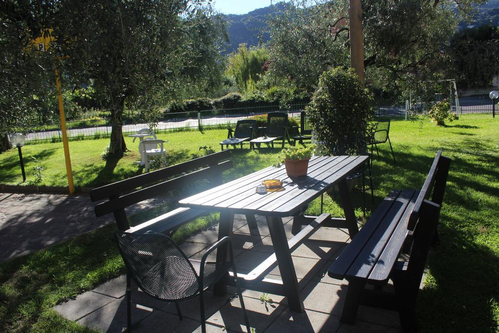 Villa Marina Torbole Sul Garda Eksteriør billede