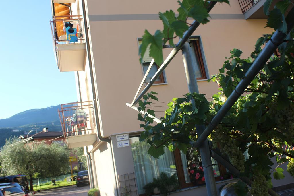 Villa Marina Torbole Sul Garda Eksteriør billede